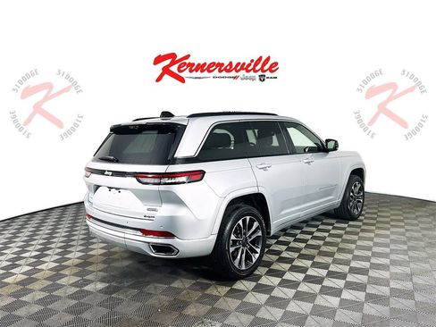 New 2025 Jeep Grand Cherokee Overland w/ Luxury Tech Group IV image 7