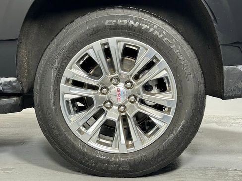 Used 2022 GMC Yukon XL Denali AWD/4WD image 41