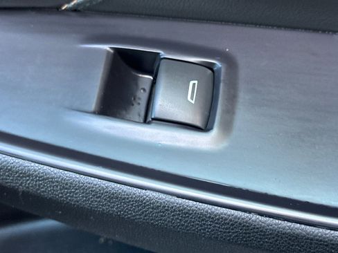 Used 2018 Chevrolet Traverse LT AWD/4WD image 22