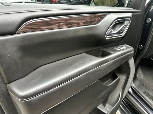 Used 2024 Chevrolet Tahoe LS RWD image 30