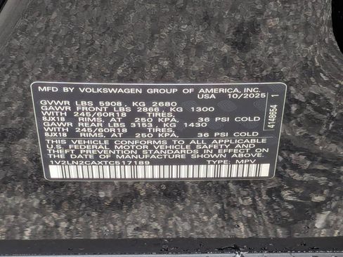 New 2026 Volkswagen Atlas SE image 38