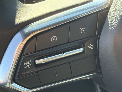 Certified 2025 Chevrolet Equinox LT image 6