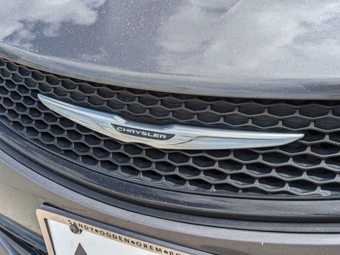 Used 2016 Chrysler 200 S w/ Navigation & Sound Group I image 11