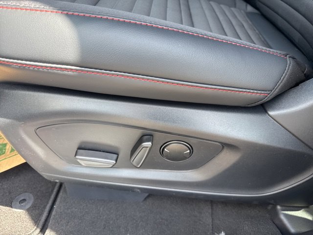 New 2026 Ford Explorer ST-Line AWD/4WD image 17