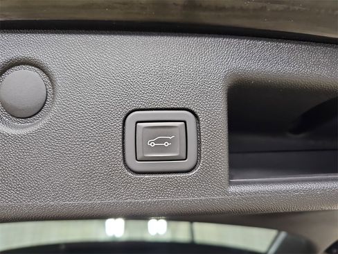 Certified 2023 Chevrolet Equinox LT image 20