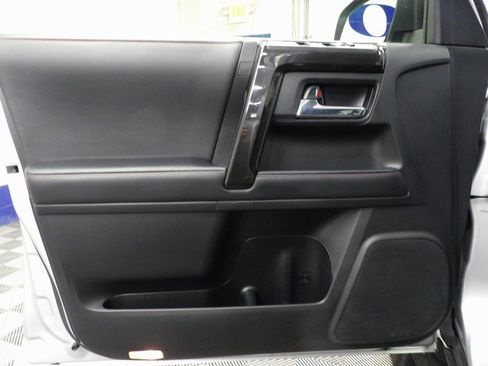 Used 2024 Toyota 4Runner TRD Off-Road Premium image 48