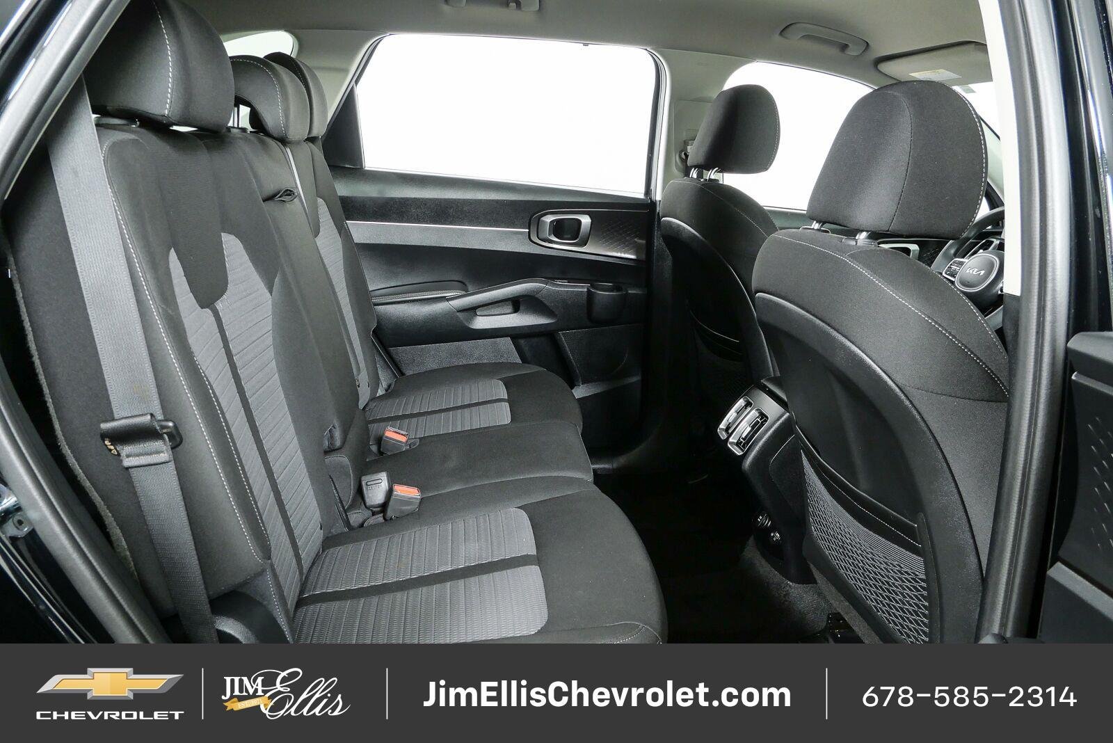 Used 2022 Kia Sorento LX AWD/4WD image 21