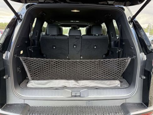 Used 2025 Lexus LX 600 4WD w/ Luxury Package image 29