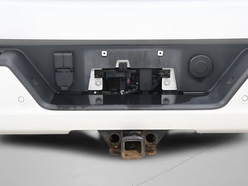 Used 2021 Chevrolet Silverado 1500 High Country w/ Technology Package image 41