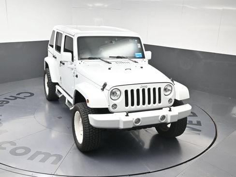 Used 2018 Jeep Wrangler Unlimited Sport S AWD/4WD image 22