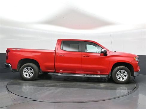 Used 2023 Chevrolet Silverado 1500 LT w/ Protection Package image 4