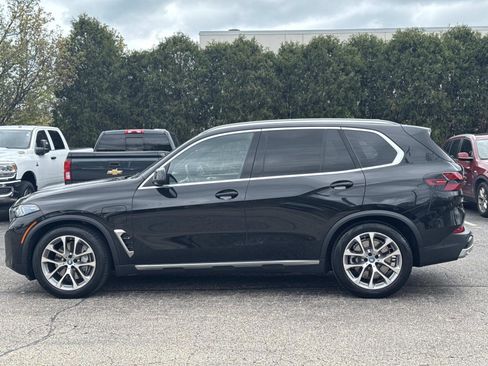 Certified 2024 BMW X5 xDrive50e w/ Premium Package AWD/4WD image 8