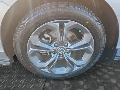 Certified 2023 Honda Accord EX image 19