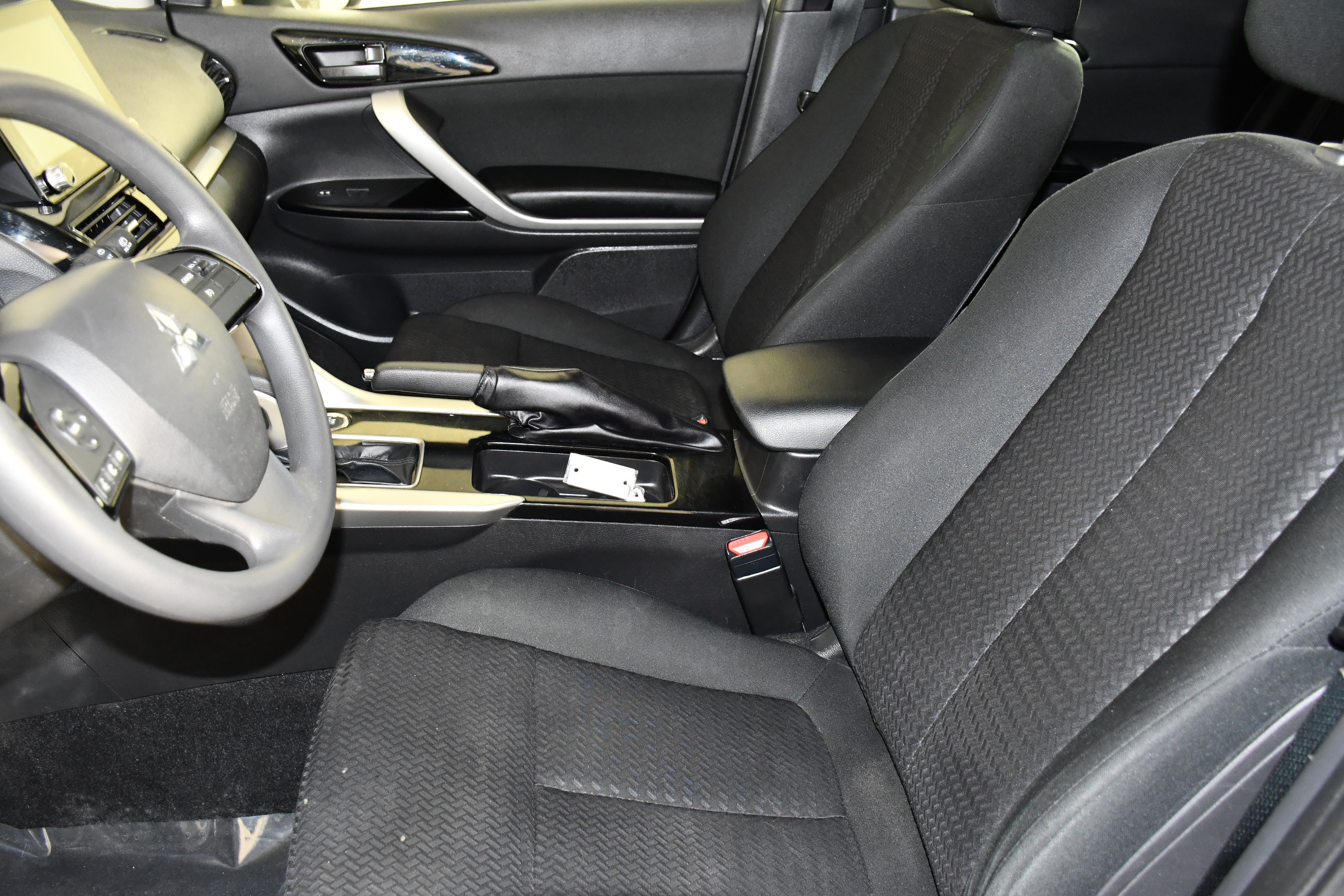 Used 2024 Mitsubishi Eclipse Cross LE AWD/4WD image 36