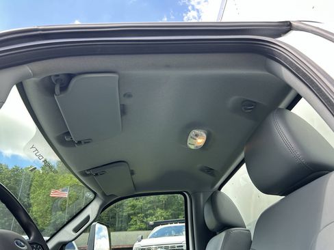 Used 2023 Ford F650 2WD Regular Cab Super Duty image 43