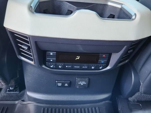 Used 2024 Toyota Sequoia Capstone AWD/4WD image 25