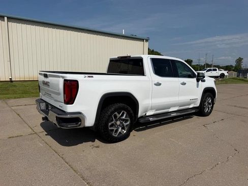 Used 2025 GMC Sierra 1500 SLT w/ SLT Premium Plus Package AWD/4WD image 3