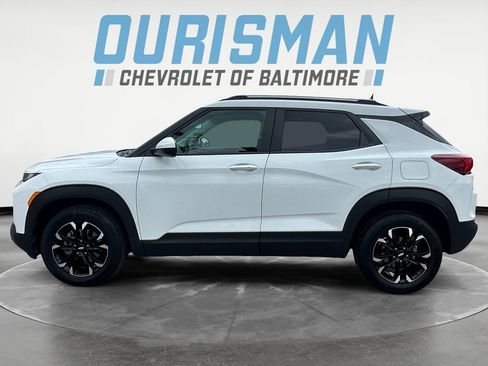 Used 2023 Chevrolet TrailBlazer LT AWD/4WD image 3