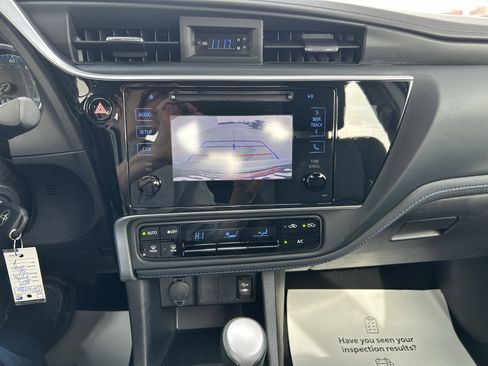 Used 2019 Toyota Corolla SE image 34