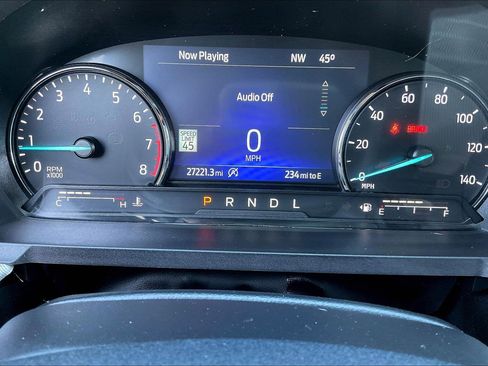 Used 2024 Ford Explorer XLT w/ Equipment Group 202A image 19