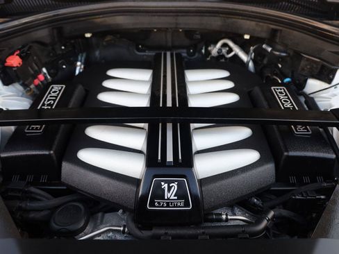 Used 2019 Rolls-Royce Cullinan AWD/4WD image 13