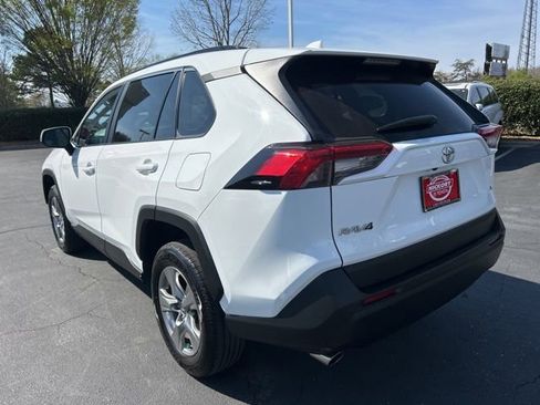 Used 2024 Toyota RAV4 XLE image 9