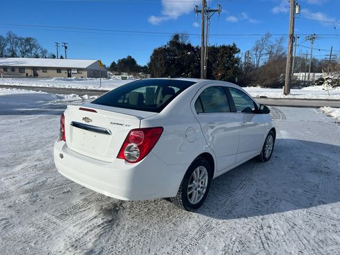 Used 2015 Chevrolet Sonic LT w/ Wheels and Fog Lamp Package image 5