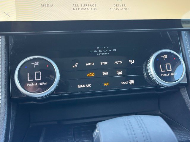Used 2025 Jaguar F-PACE R-Dynamic S AWD/4WD image 19