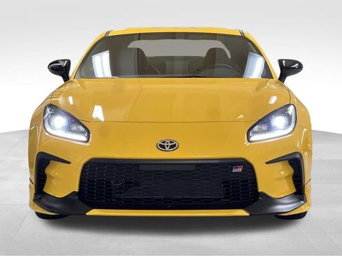 New 2026 Toyota GR86 YUZU Limited image 8