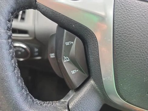 Used 2014 Ford Focus SE w/ SE Sport Package FWD image 21