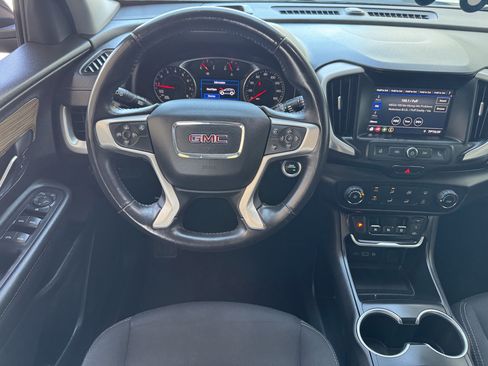 Used 2020 GMC Terrain SLE w/ Elevation Edition FWD image 17