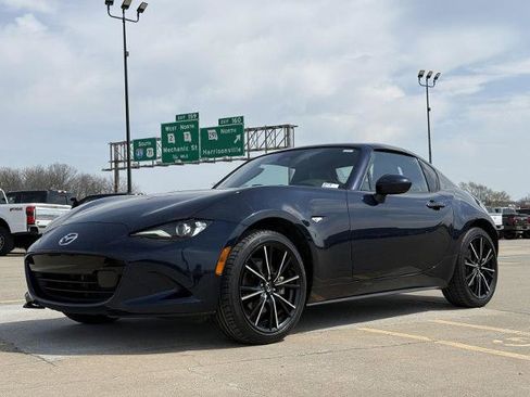 Used 2025 MAZDA MX-5 Miata RF Grand Touring RWD image 4