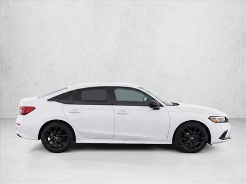 Used 2024 Honda Civic Sport image 8