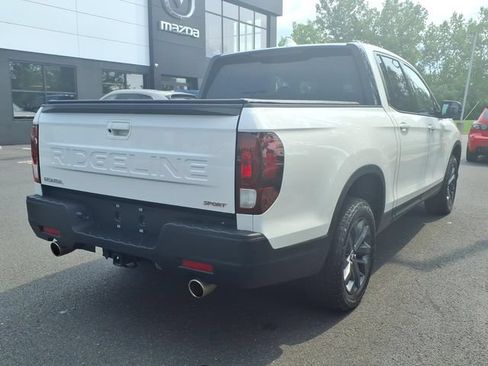 Used 2024 Honda Ridgeline Sport image 5