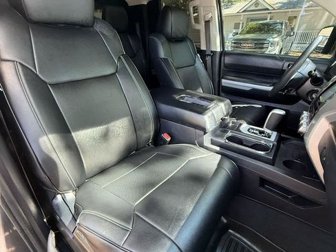 Used 2019 Toyota Tundra SR5 w/ SR5 Upgrade Package RWD image 13