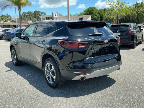 Used 2025 Chevrolet Blazer LT FWD image 9