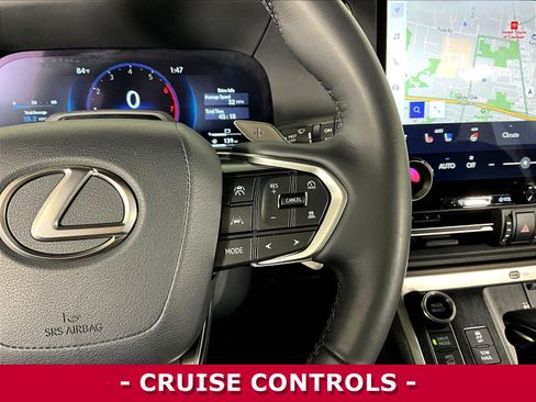 Used 2024 Lexus GX 550 AWD/4WD image 12