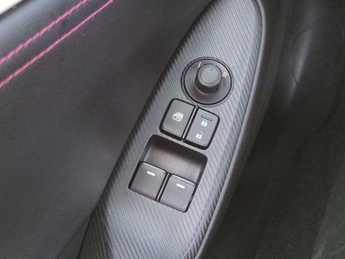 Used 2018 MAZDA MX-5 Miata RF Grand Touring image 21