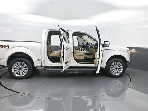 Used 2015 Ford F150 4x4 SuperCrew image 35