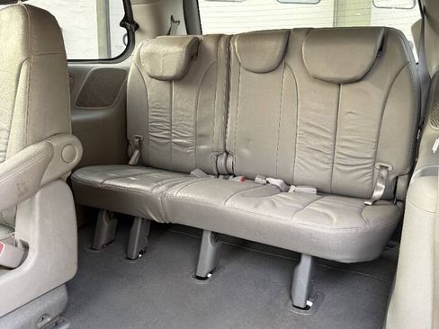 Used 2014 Kia Sedona EX w/ Luxury Package FWD image 14