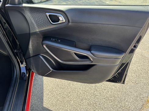 Used 2020 Kia Soul GT-Line w/ GT 2.0L Power Sunroof Package image 14