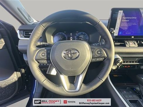 Used 2025 Toyota RAV4 Limited image 17