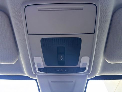 Used 2025 Honda CR-V EX-L image 31