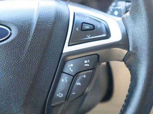 Used 2017 Ford Edge Titanium w/ Equipment Group 301A FWD image 26