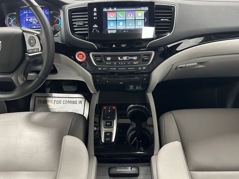 Used 2022 Honda Pilot Touring image 36