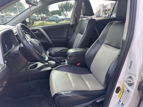 Used 2016 Toyota RAV4 XLE AWD/4WD image 5