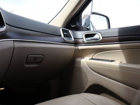Used 2014 Jeep Grand Cherokee Limited AWD/4WD image 46
