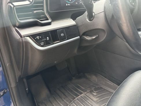 Used 2023 Kia Sportage SX FWD image 18
