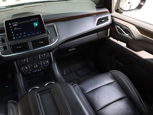 Used 2023 Chevrolet Tahoe Premier RWD image 28