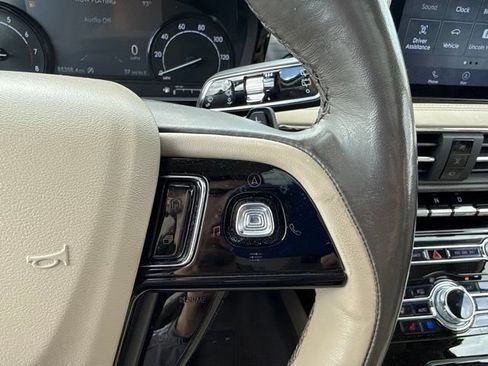 Used 2020 Lincoln Corsair FWD w/ Premium Package image 20